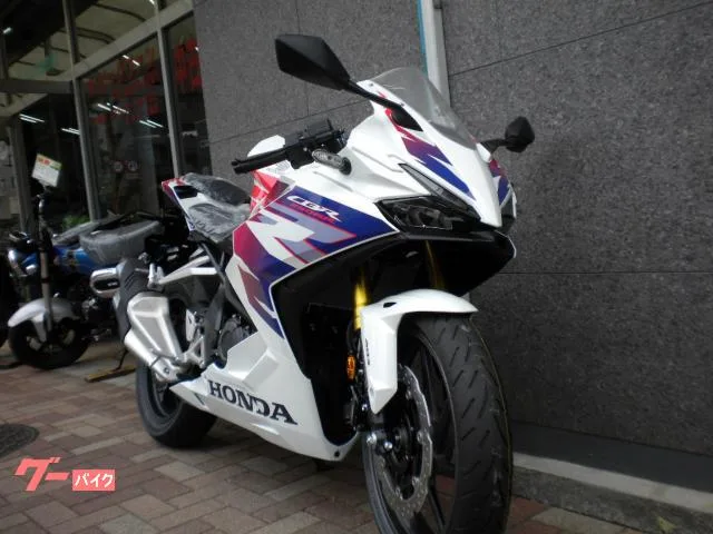 Honda CBR250RR 2026 — миниатюра 2