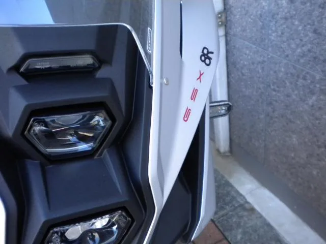 Suzuki GSX-8R 2026 — миниатюра 5
