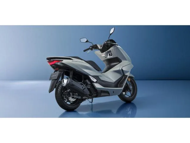 Honda PCX160 2026 — миниатюра 3