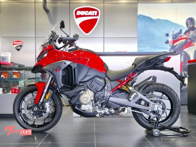 DUCATI V4S 2025 — миниатюра 2