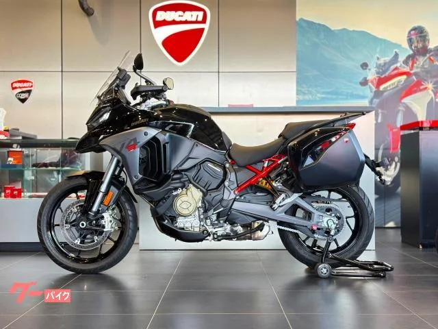 DUCATI V4S 2025 — миниатюра 2