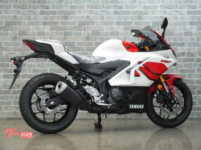 Yamaha YZF-R25 70th Anniversary Edition ABS 2026 2026 — миниатюра 2