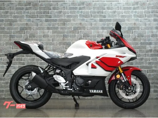 Yamaha YZF-R25 70th Anniversary Edition ABS 2026 2026 — миниатюра 3