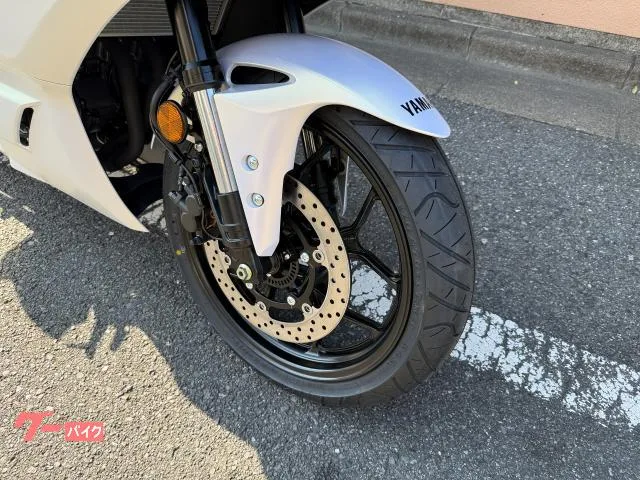 Yamaha YZF-R25 2025 — миниатюра 4