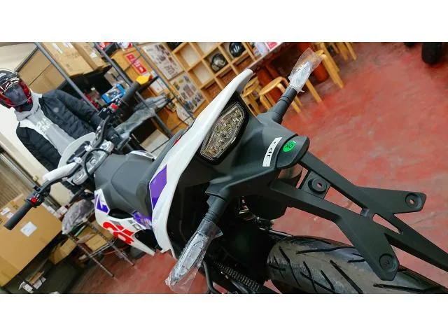 aprilia SX125 2023 — миниатюра 3