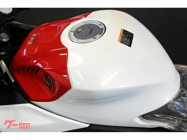 Yamaha YZF-R25 70th 2026 — миниатюра 3