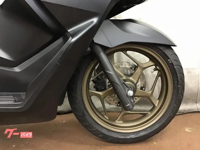 Honda PCX160 25 2.0ETC 2 GIVI LED ABS 2025 — миниатюра 3