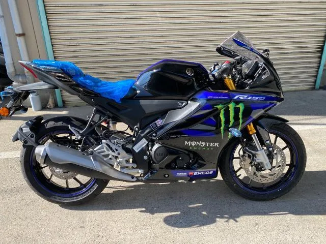 Yamaha YZF-R15M 2025 2025 — фото 1, купить с доставкой в Москву