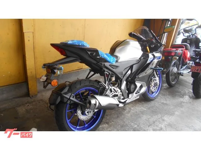 Yamaha YZF-R15M 2025 — миниатюра 2