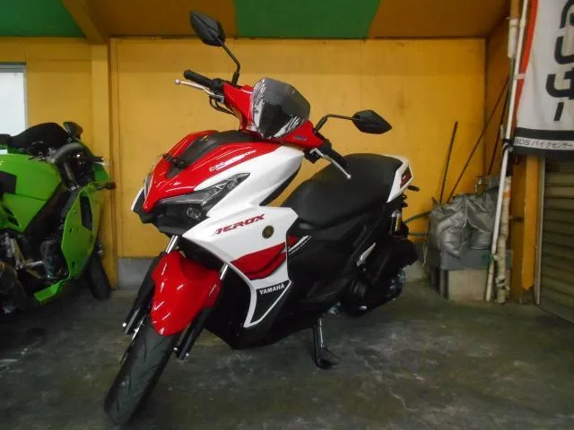 Yamaha AEROX155 70th Anniversary Special Livery 2026 — миниатюра 2
