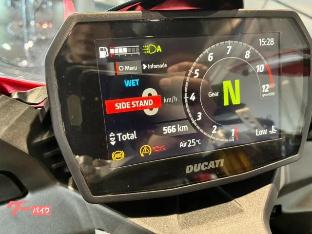DUCATI V2 S 2025 — миниатюра 2