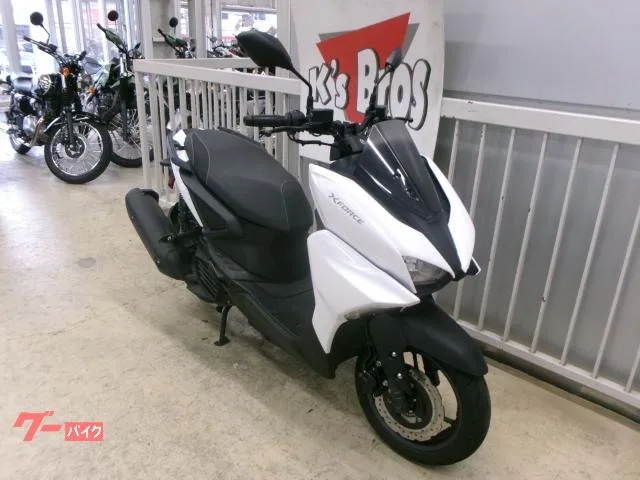 Yamaha X 2022 — миниатюра 2