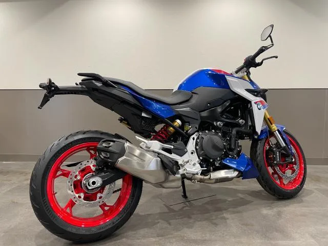 BMW F900R 2025 2025 — миниатюра 3