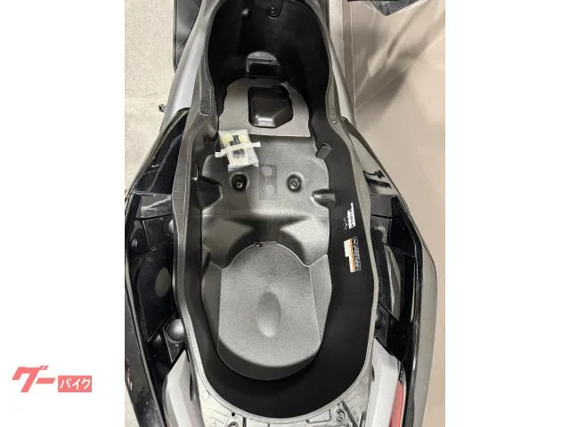 Yamaha X-MAX250 2025 — миниатюра 5