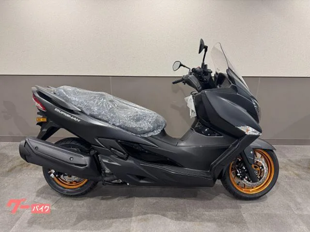Suzuki 400 2025 — миниатюра 2