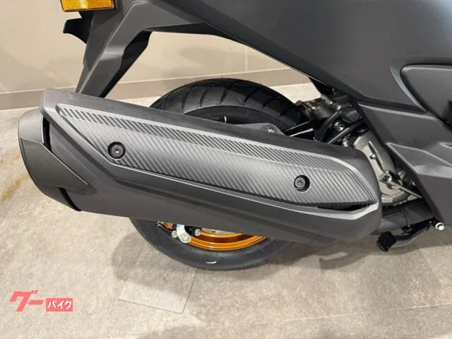 Suzuki 400 2025 — миниатюра 4
