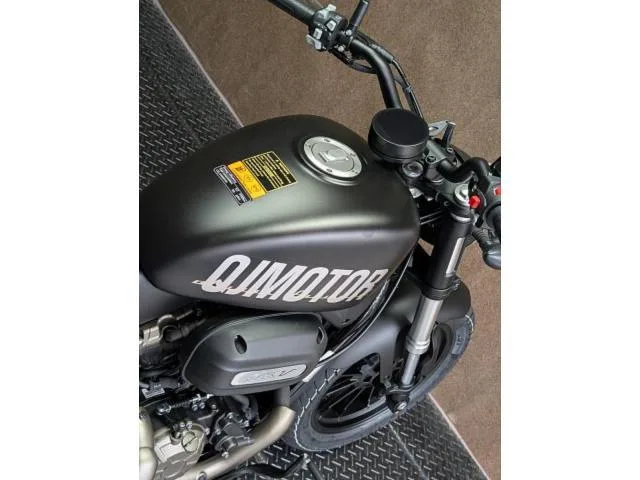 QJMOTOR SRV 250 2025 — миниатюра 3