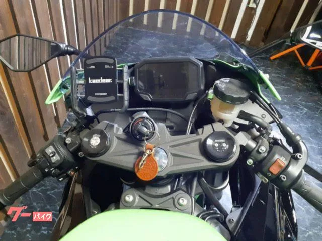 Kawasaki Ninja ZX-6R USB 2024 — миниатюра 3