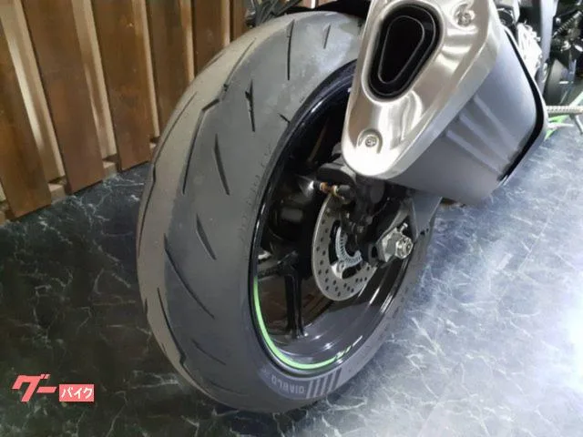 Kawasaki Ninja ZX-6R USB 2024 — миниатюра 4