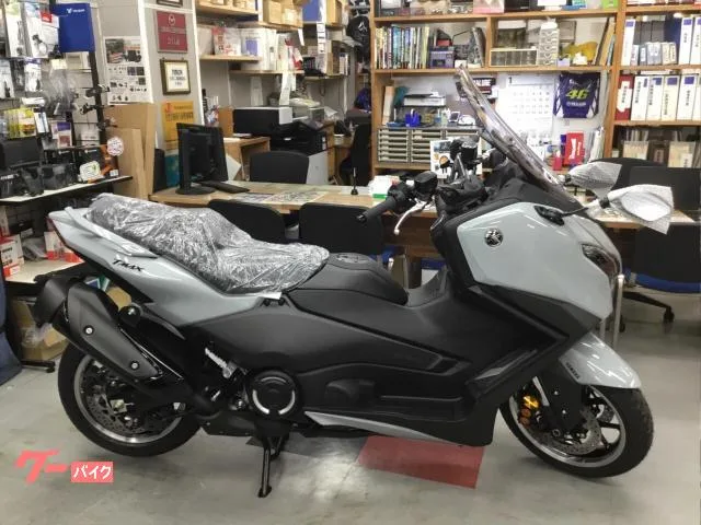 Yamaha TMAX560 TECH MAX ABS 2026 — миниатюра 2