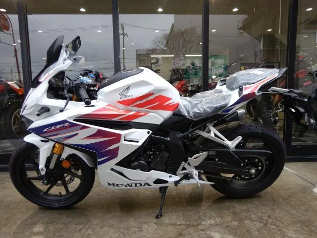 Honda CBR250RR 2025 2025 — миниатюра 2
