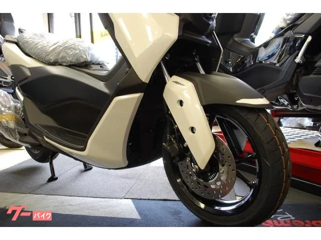 Yamaha NMAX 2026/AJ6 2026 — миниатюра 4