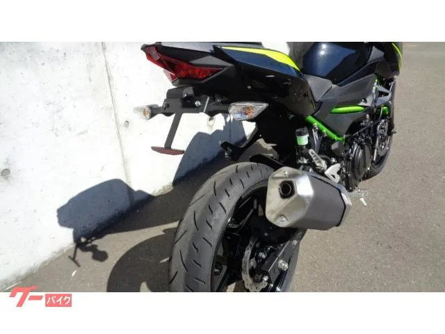 Kawasaki Z400 2023 — миниатюра 4