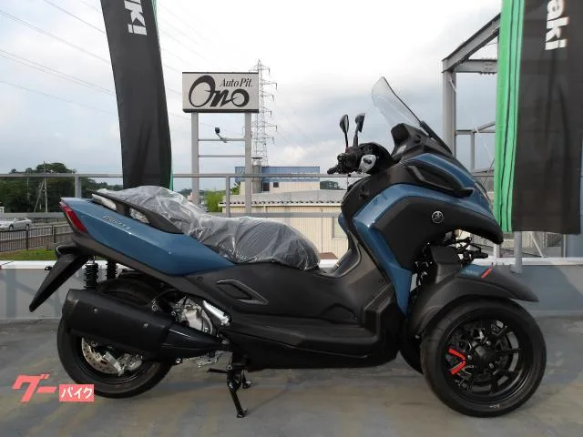 Yamaha 300 ABS 2023 — фото 1, купить с доставкой в Москву