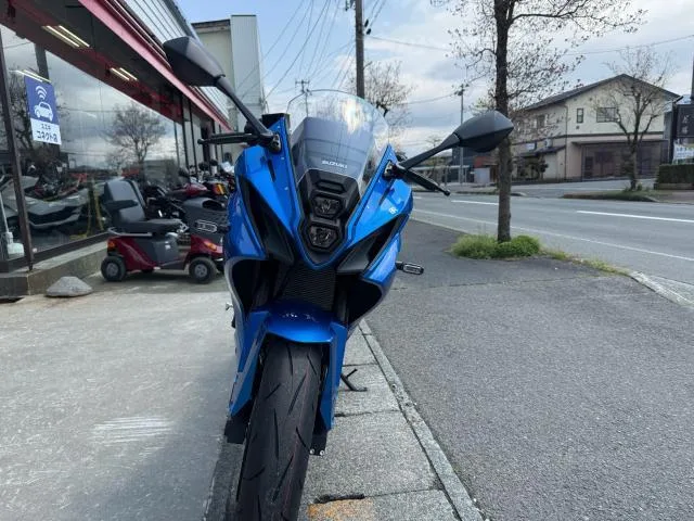Suzuki GSX-8R 2026 — миниатюра 3