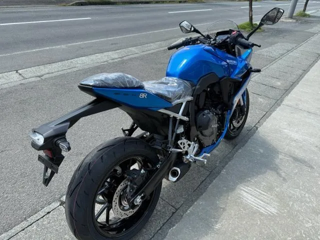 Suzuki GSX-8R 2026 — миниатюра 5