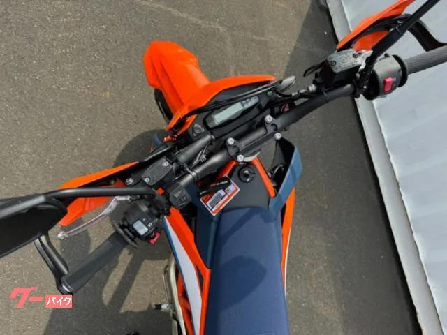 KTM 690SMC R 2024model 2024 — миниатюра 3