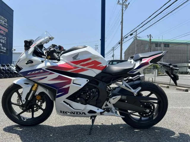 Honda CBR250RR 8BK-MC51 SFF-BP Honda 2025 — миниатюра 4