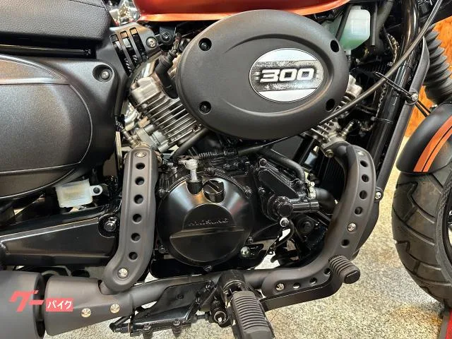 HYOSUNG GV300S 860V 6 3 2023 — миниатюра 4