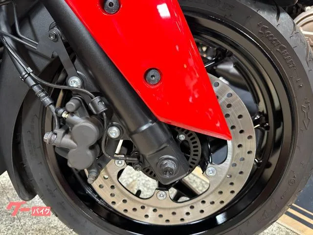 Yamaha X-MAX250 SG70J 2022 USB 3 2022 — миниатюра 3