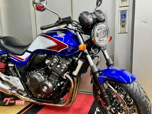 Honda CB400Super Four VTEC Revo 2022 — миниатюра 2