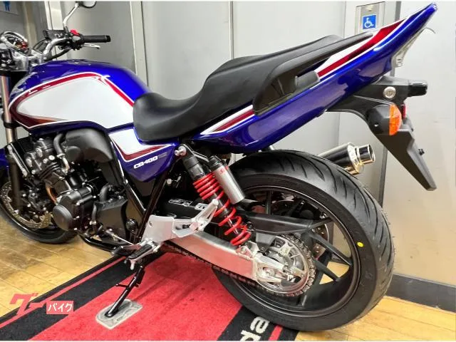 Honda CB400Super Four VTEC Revo 2022 — миниатюра 3