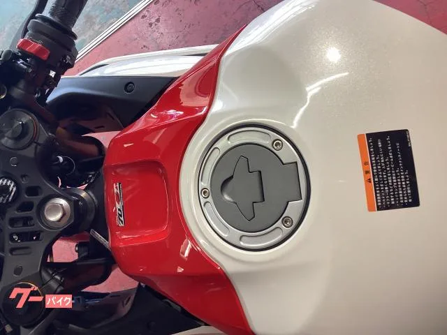 Yamaha YZF-R3 70th Anniversary Edition ABS 2026 2026 — миниатюра 3