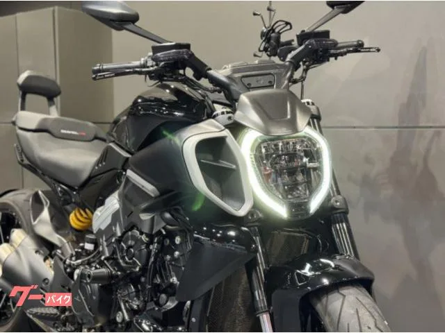 DUCATI V4 2023 — миниатюра 3