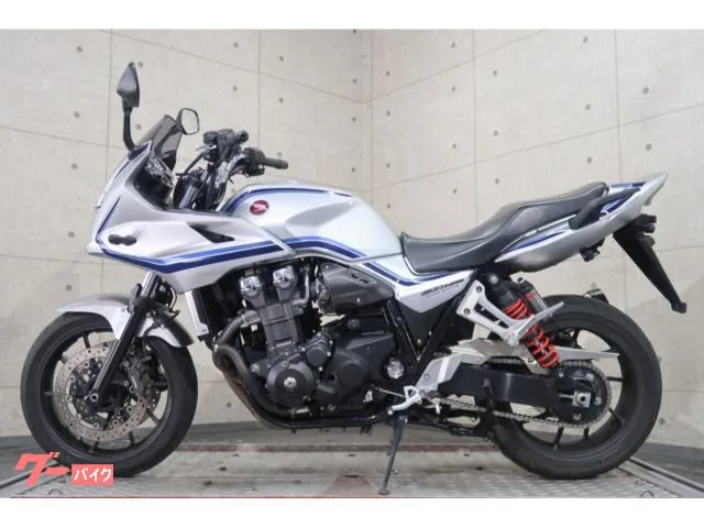 Honda CB1300Super SC54 73215 2023 — миниатюра 2