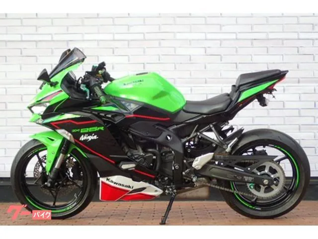 Kawasaki Ninja ZX-25R SE USB 2022 — миниатюра 5