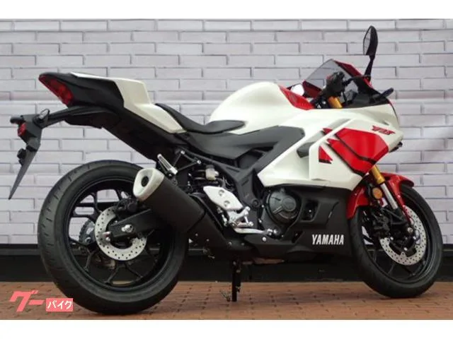 Yamaha YZF-R3 70th Anniversary Edition 2026 — миниатюра 3