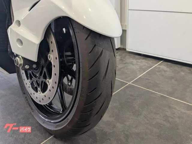 Suzuki (GSX1300R Hayabusa) 2023 — миниатюра 5