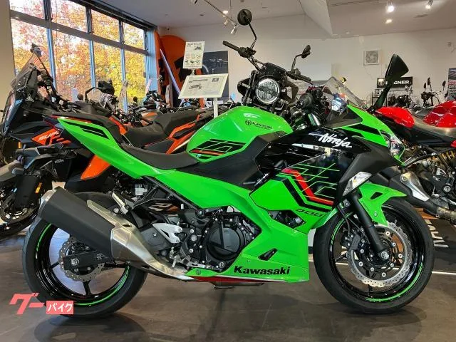 Kawasaki Ninja 400 2023 — фото 1, купить с доставкой в Москву