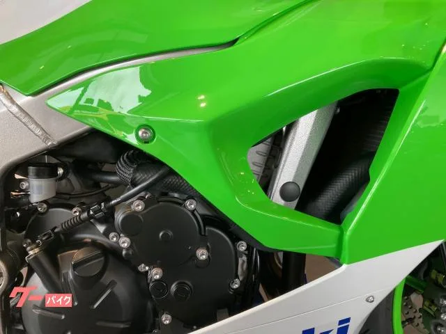 Kawasaki Ninja ZX-6R ETC USB 2024 — миниатюра 3
