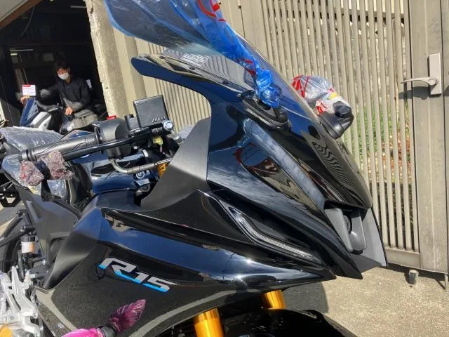 Yamaha YZF-R15 2026 — миниатюра 3