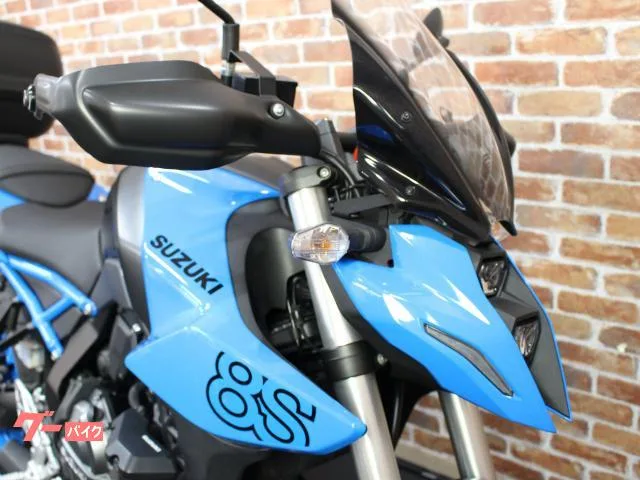 Suzuki GSX-8S ETC R 2023 — миниатюра 2