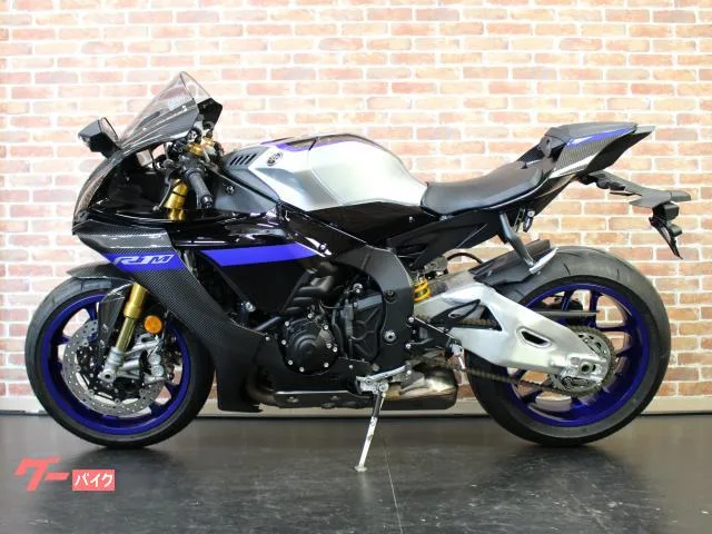 Yamaha YZF-R1M 2022 — миниатюра 3