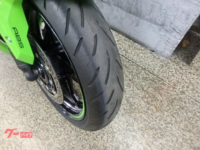 Kawasaki Ninja ZX-4RR ETC 2023 R8/12 2023 — миниатюра 5