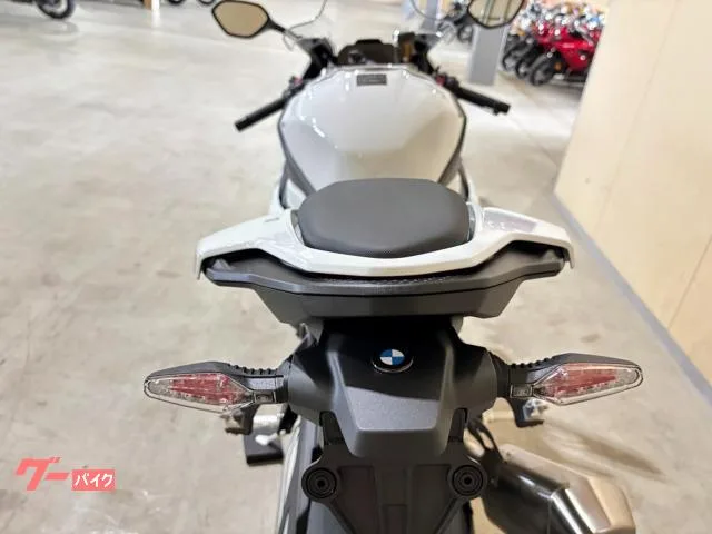 BMW S1000RR M 2026 — миниатюра 4