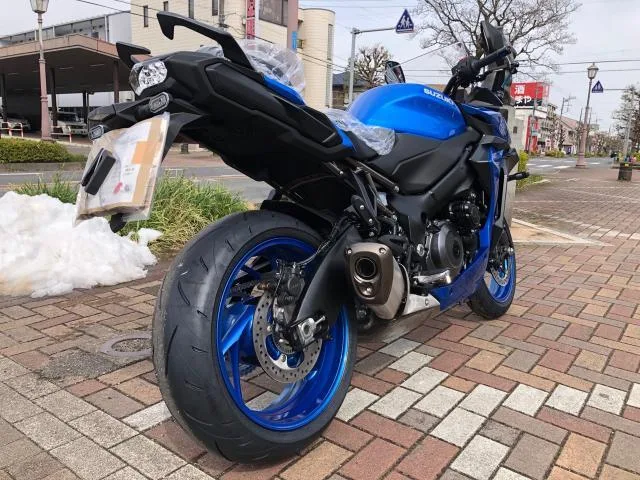 Suzuki GSX-S1000GT 2026 — миниатюра 4